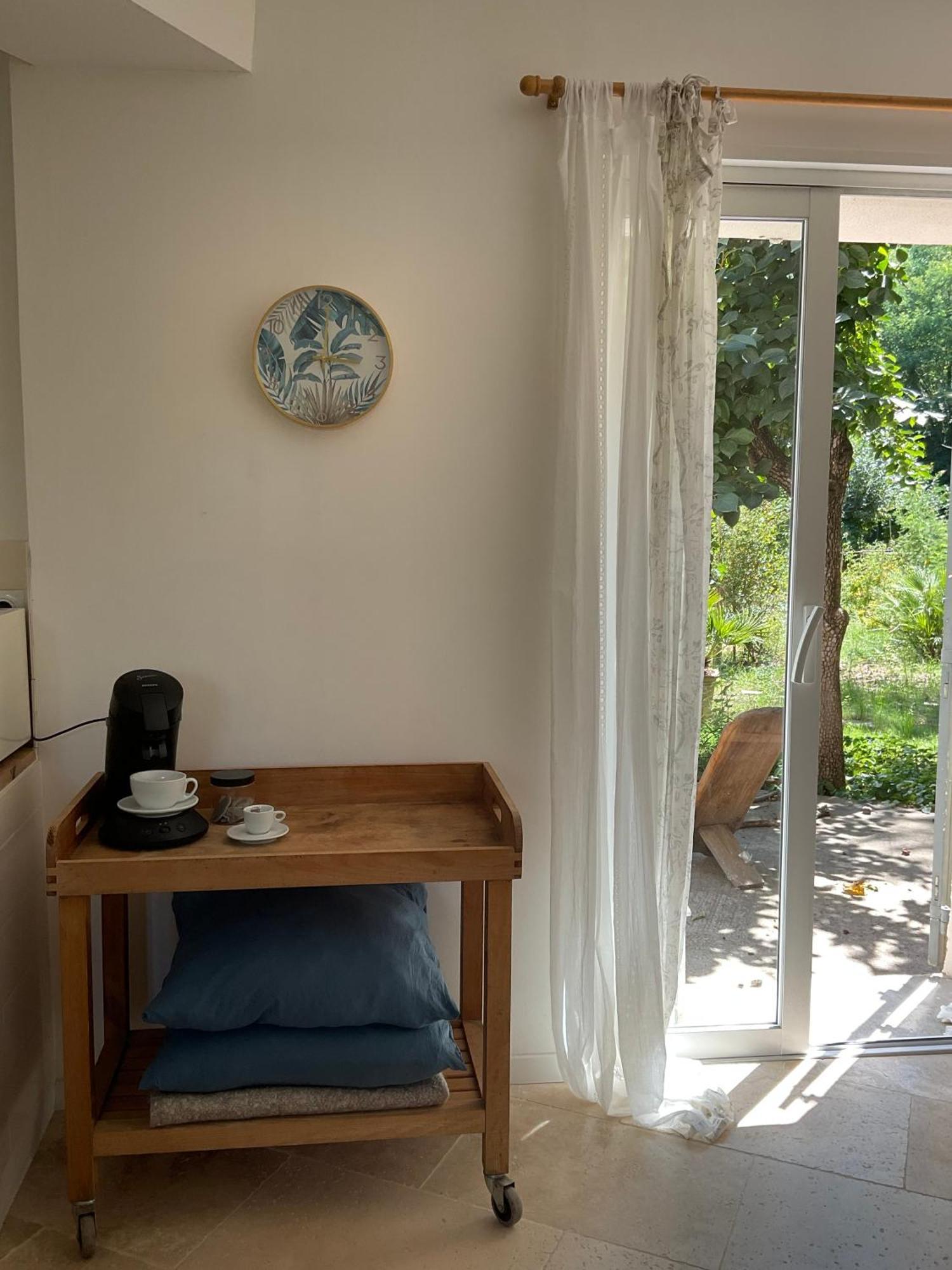 Studio Lumineux วิลเนิฟ-เลส์-อาวิญง ภายนอก รูปภาพ